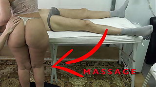 Maid Masseuse with Big Tokus let me Lift her Dress & Fingered her Pussy To the fullest extent a finally she Massaged my Dick !